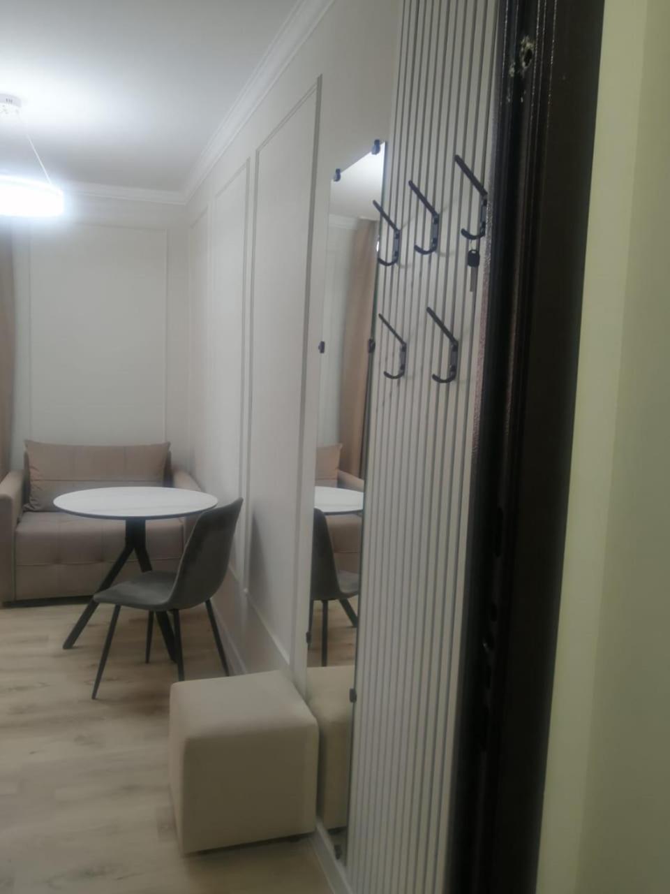 Ferienwohnung Happy House Karagandy Exterior foto